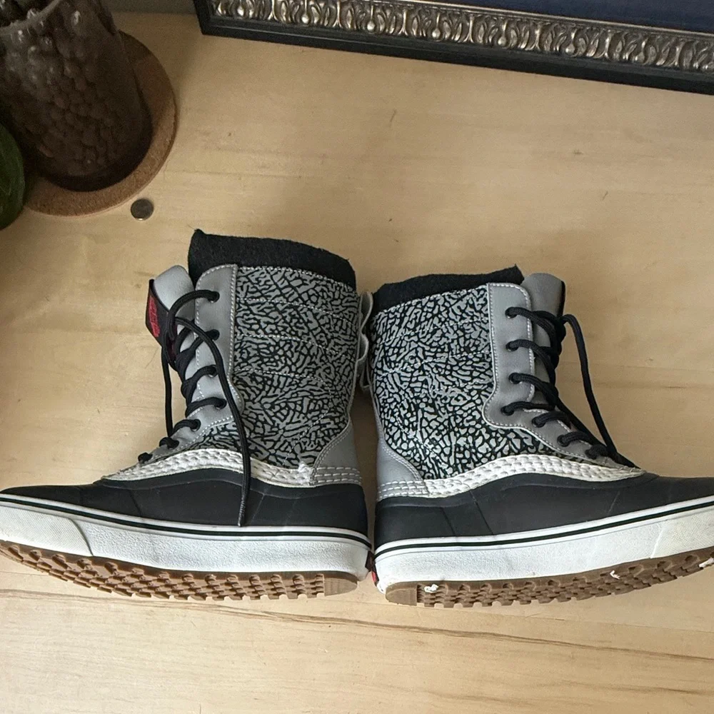 Vans Black, Gray & White Men's Rain & Snow Boots